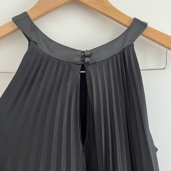 Vintage Y2K Pleated A-Line Mini High Neck Dress - Picture 2 of 9